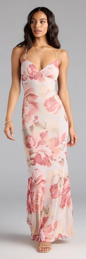 Feel instantly put-together in the Romantic Flair Floral Lace-Up Maxi Dress in natural, a summer wedding guest dress designed for confident style and all-out celebration.