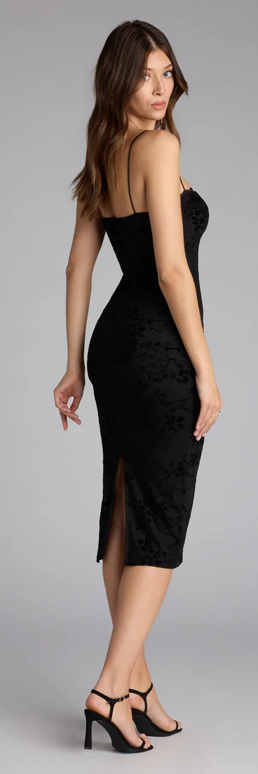 The Crush Alert Bodycon Midi Dress in black features a flattering fit and mid-calf hem, redefining effortless midi dresses for any occasion.