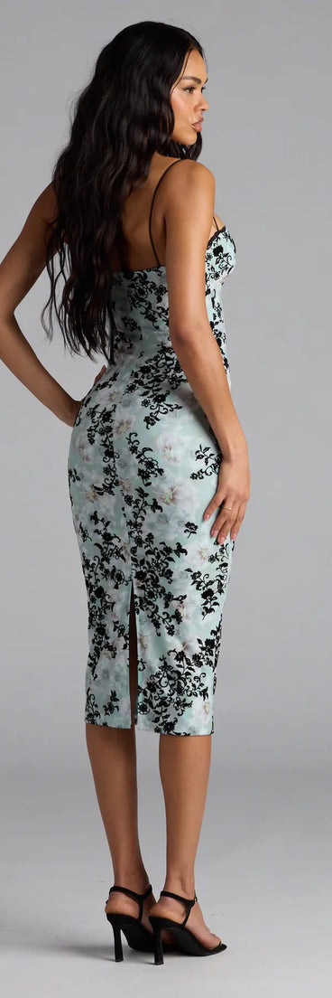 Own the evening in the Match Made In Floral Bodycon Midi Dress in sage green, a summer cocktail dress perfect for rooftop parties and stylish soirées.