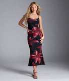 With its mid-calf hem and popular flattering fit, the Captivating Floral Mesh Lace-Up Midi Dress in black nails the balance of trend and ease, redefining go-to midi dresses for any occasion.