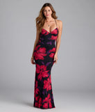 Soak up the season in the Chic Romance Floral Lace-Up Maxi Dress, a black sundress styled for easy days, outdoor plans, and everything in between.