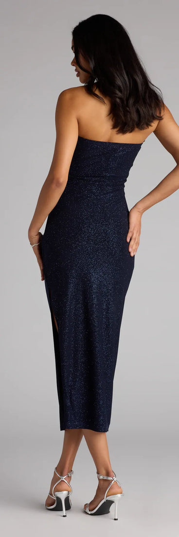 Feel ready for every dance floor moment or feed-worthy reel in the Sparkle Plans Glitter Knit Midi Tube Dress, a navy blue homecoming dress designed to own your moment.