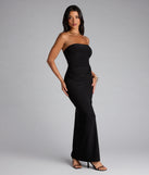 Own your moment in the Love Me Like This Tube Maxi Dressin black, a standout 2025 Homecoming Dress that captures all the glam and energy of the night.