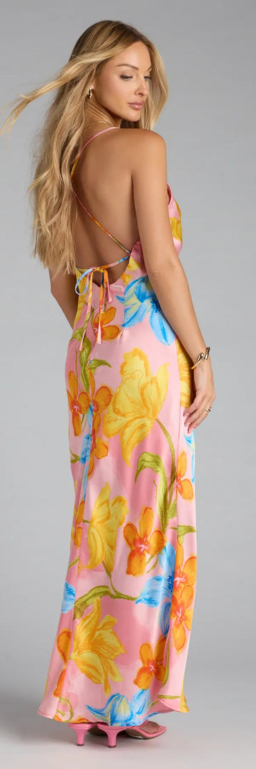 Style your seasonal looks with the Island Glow Floral Satin Maxi Dress, a trend-right, pink fall dress designed for any plan on your calendar with new and unqiue details.