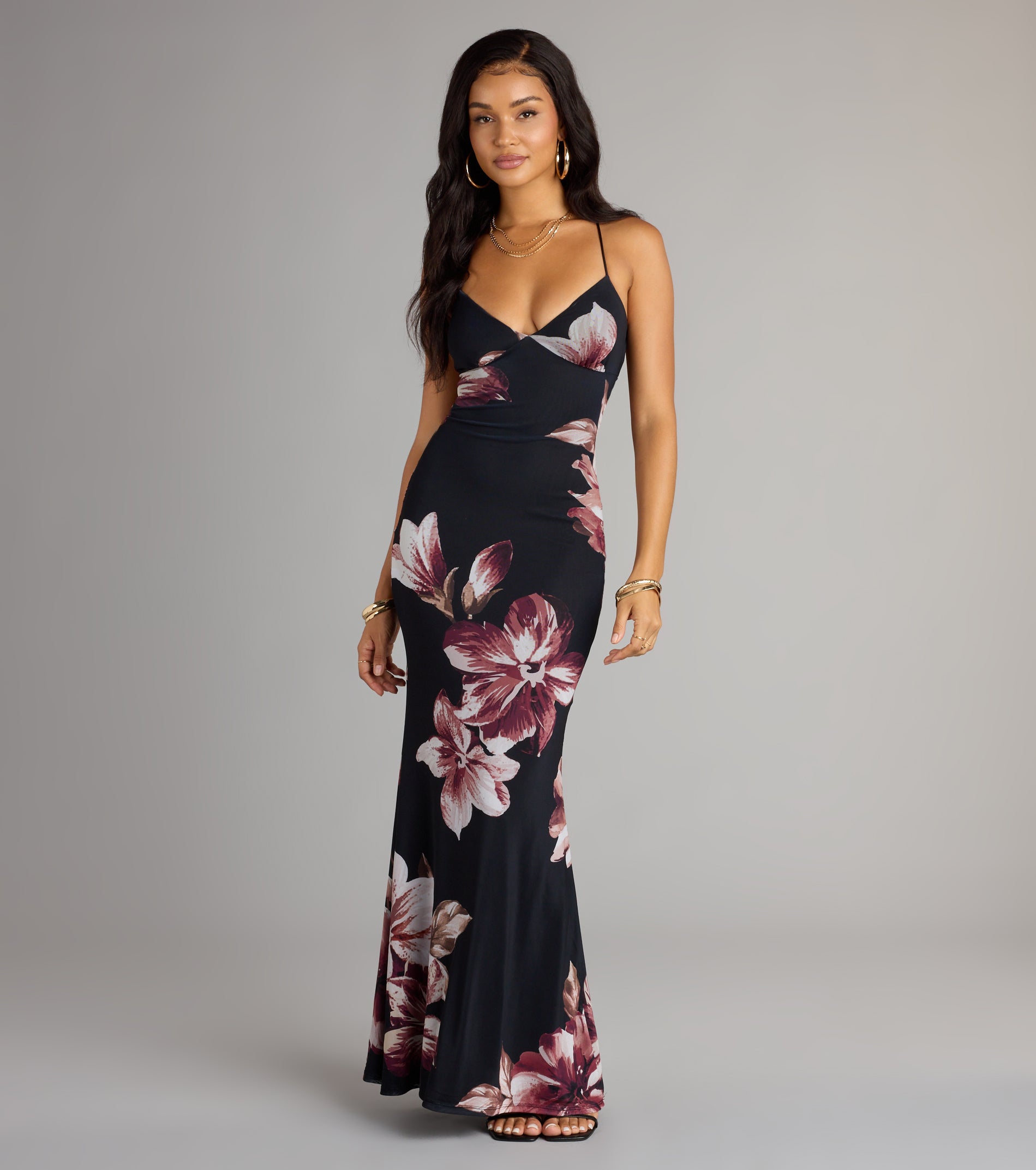 Flirty Twist Floral Lace-Up Maxi Dress | Windsor