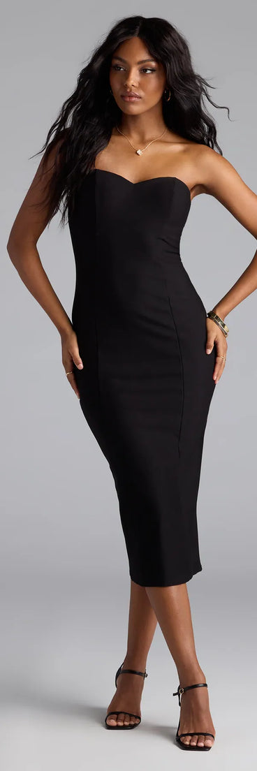 Feel instantly put-together in the Serving Chic Vibes Strapless Bodycon Midi Dress in black, a stylish wedding guest dress designed for confident style and all-out celebration.