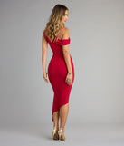 Style your seasonal looks with the Can't Deny It One-Shoulder Bodycon Midi Dress, a trend-right, fall dress designed for any plan on your calendar with new and unqiue details.