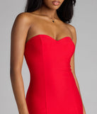 Style your seasonal looks with the Serving Chic Vibes Strapless Bodycon Midi Dress, a trend-right, red fall dress designed for any plan on your calendar with new and unqiue details.