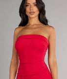 Style your seasonal looks with the Chic Look Strapless Bodycon Mini Dress, a trend-right, fall dress designed for any plan on your calendar with new and unqiue details.