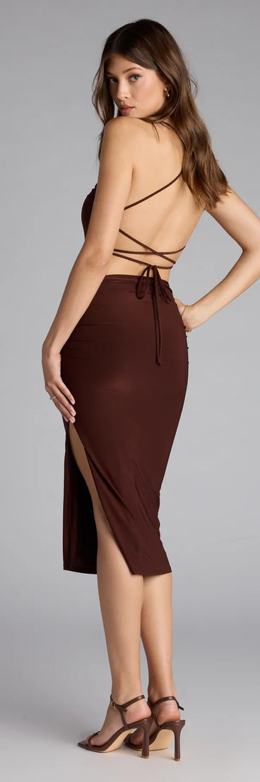 The Dinner Date Lace-Up Midi Dress in brown features a flattering fit and mid-calf hem, redefining effortless midi dresses for any occasion.