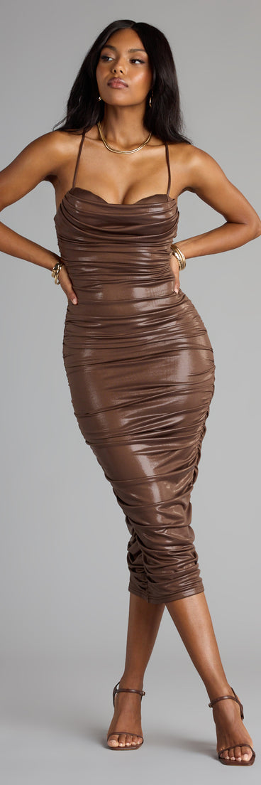 The Sultry Confidence Lace-Up Ruched Midi Dress is your new go-to Windsor dress—effortless, versatile, and made to update your fall style in seconds.