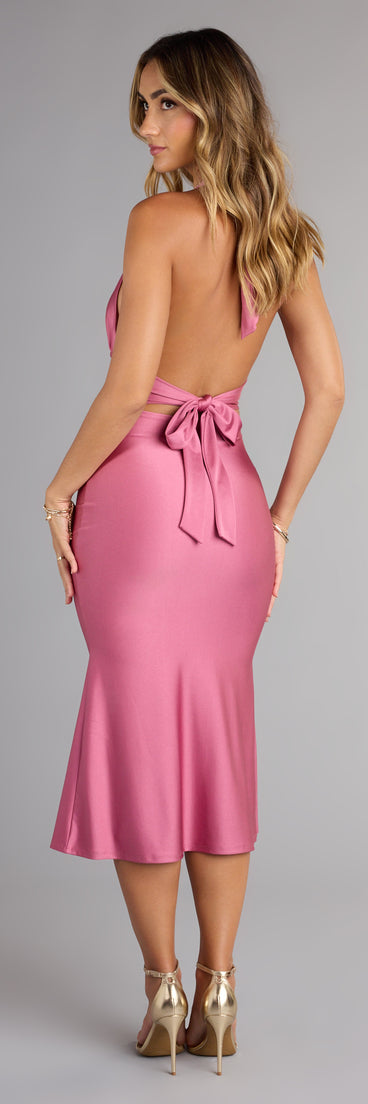 The Tied Up In Elegance Halter Midi Dress is your new go-to Windsor dress—effortless, versatile, and made to update your fall style in seconds.