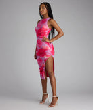 The Made To Amaze Abstract Slit Midi Dress in pink features a flattering fit and mid-calf hem, redefining effortless midi dresses for any occasion.