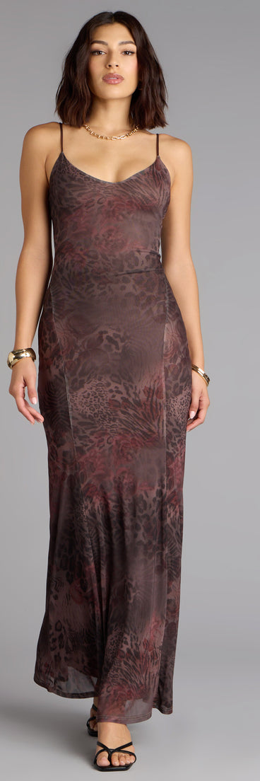 The Into the Wild Leopard Maxi Dress is your new go-to Windsor dress—effortless, versatile, and made to update your fall style in seconds.