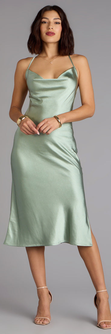 The Dreamy Luxe Satin Strappy Back Midi Dress is your new go-to Windsor dress—effortless, versatile, and made to update your fall style in seconds.