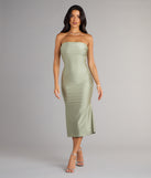 Style your seasonal looks with the Keep Knit It Sleek Midi Dress, a trend-right, fall dress designed for any plan on your calendar with new and unqiue details.