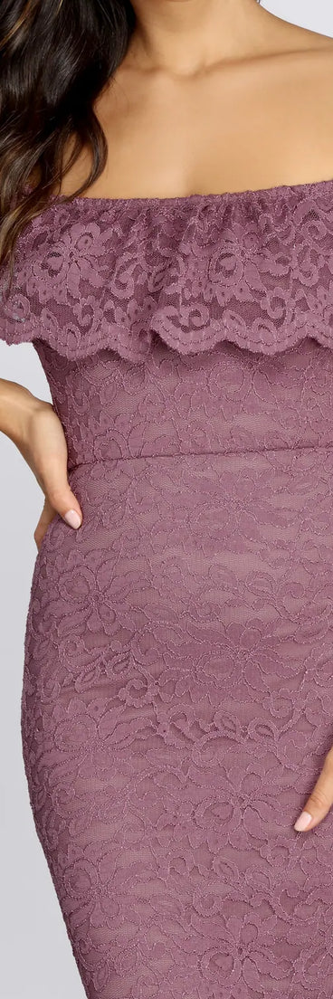 Stunner In Lace Midi Dress