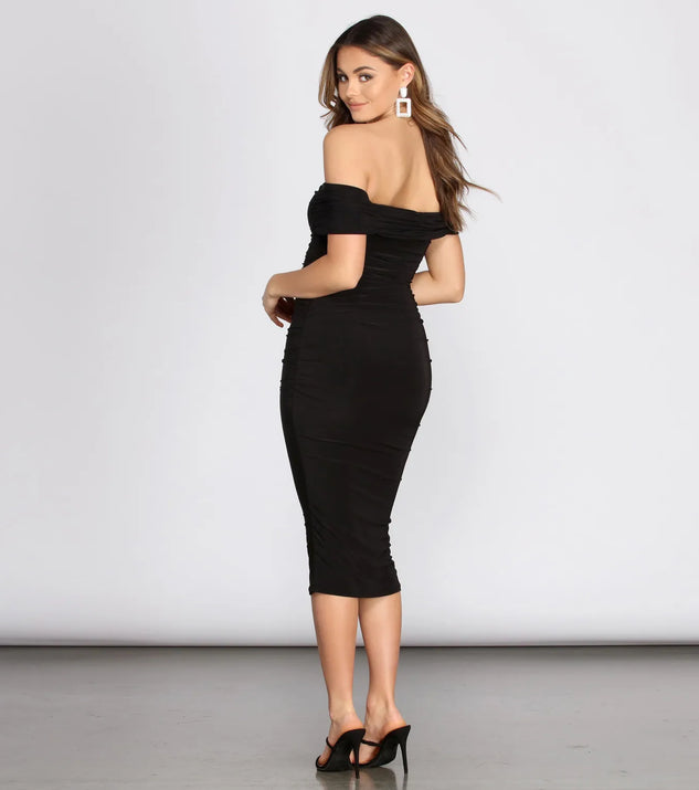 windsor ruched dress Petal Perfection Floral Ruched Midi Dress