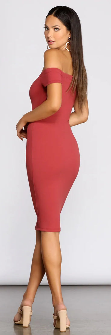 Brush It Off Shoulder Crepe Midi Dress