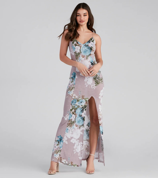 Revamp your 2025 wardrobe with this chic addition, the Blooming Floral Knit Maxi Dress in lavender, perfect for elevating your style in the new year.