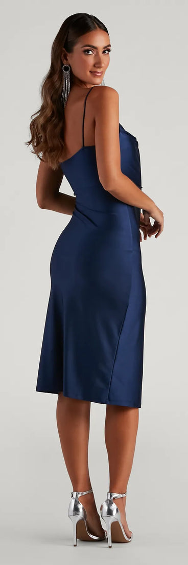 Celebrate the special day in the Sleek And Smooth High Slit Midi Dress, a navy blue country wedding guest dress with soft, romantic details that blend charm and sophistication.