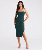 With its mid-calf hem and popular flattering fit, the Glitzy Gorgeous Glitter Knit Midi Dress in hunter green nails the balance of trend and ease, redefining go-to midi dresses for any occasion.