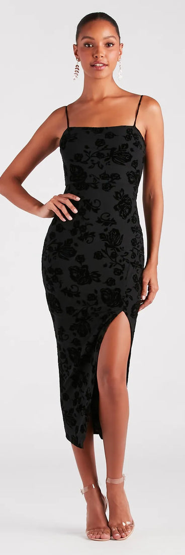 Celebrate the special day in the Classy Gal Flocked Floral Velvet Midi Dress, a black country wedding guest dress with soft, romantic details that blend charm and sophistication.