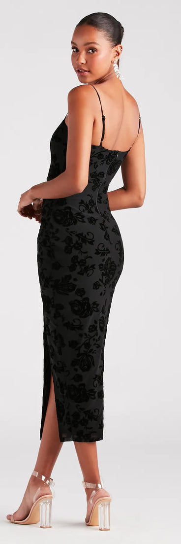Celebrate the special day in the Classy Gal Flocked Floral Velvet Midi Dress, a black country wedding guest dress with soft, romantic details that blend charm and sophistication.