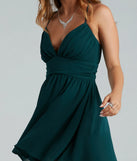 Step into winter chic with the Dance The Night Chiffon Skater Dress, a hunter mini dress featuring an above-the-knee cut ideal for cocktail parties, festive gatherings, or clubwear.