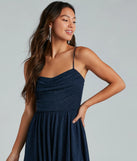 Step into winter chic with the Ready To Shine Glitter Short Skater Dress, a navy mini dress featuring an above-the-knee cut ideal for cocktail parties, festive gatherings, or clubwear.