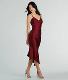 Make the big day unforgettable with the Spotlight Moment V-Neck Surplice Midi Dress, a gorgeous wine bridesmaid dress that balances elegance and affordability.