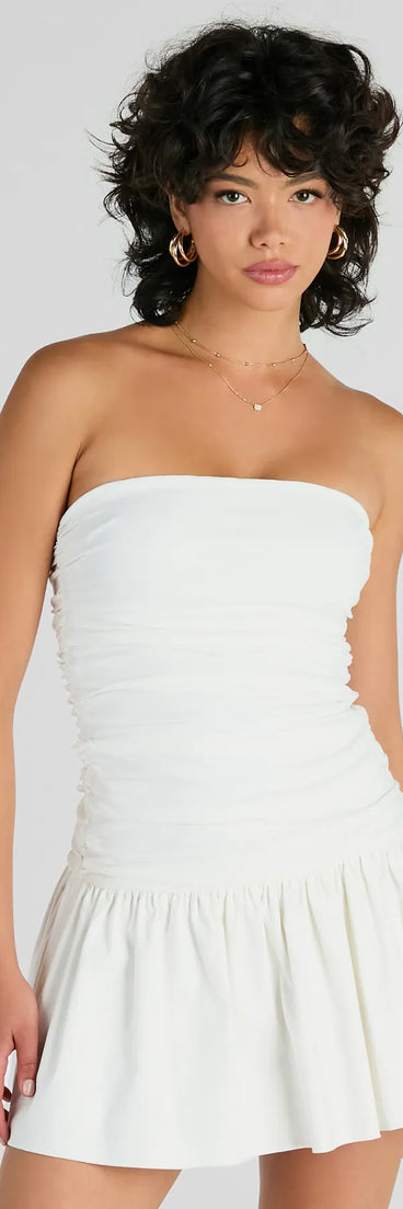 Feel ready for every dance floor moment or feed-worthy reel in the Covetable Charm Strapless Mini Skater Dress, a white homecoming dress designed to own your moment.