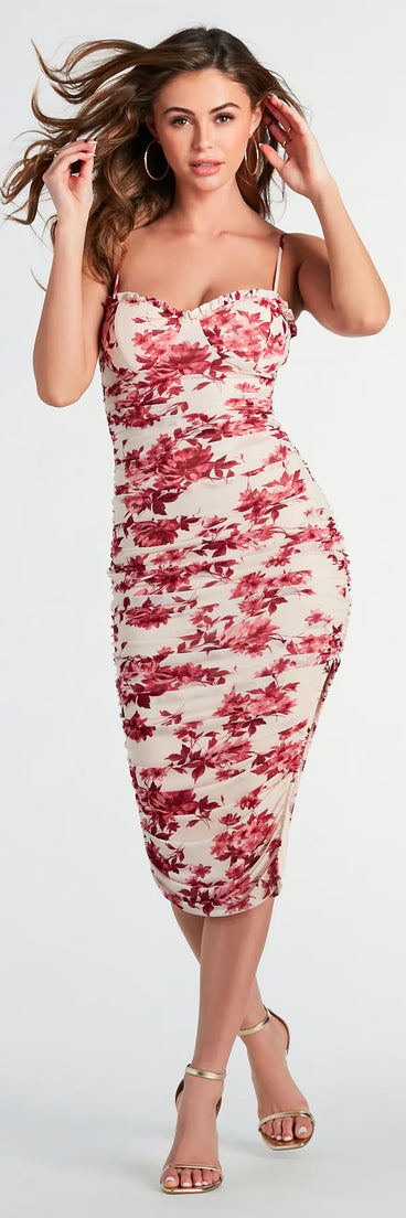 Feel confident and photo-ready in the Romantic Possibilities Floral Mesh Midi Dress, a ivory graduation dress perfect for 2025 ceremonies and parties.