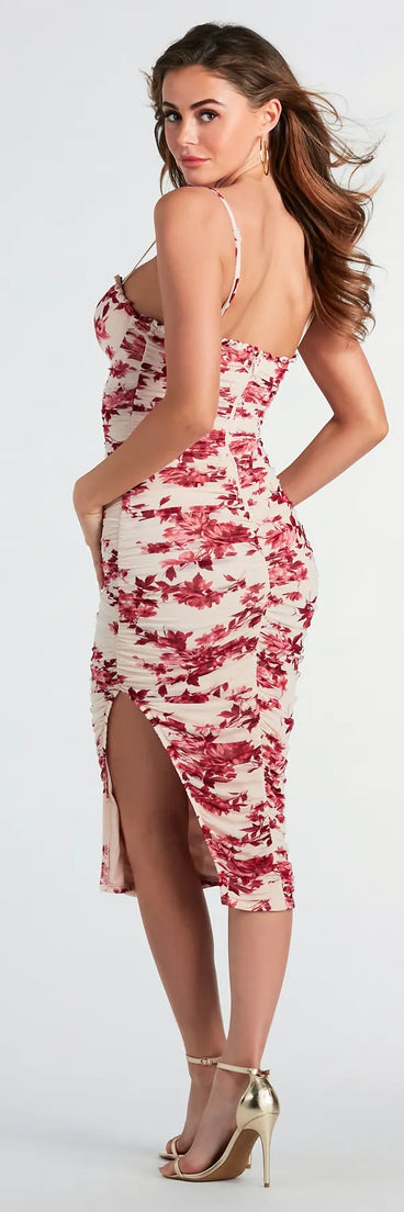 Soak up the season in the Romantic Possibilities Floral Mesh Midi Dress, a ivory sundress styled for easy days, outdoor plans, and everything in between.