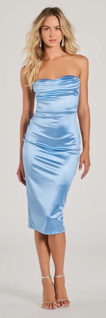 Make the big day unforgettable with the One To Remember Strapless Pleated Satin Midi Dress, a gorgeous blue bridesmaid dress that balances elegance and affordability.