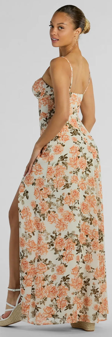 Stay effortlessly stylish on a winter vacation in the Blooming Floral Knit Maxi Dress, a ivory maxi dress with an elevated fabric and ankle-grazing length for ultimate holiday-ready allure.