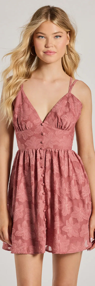 Feel confident and photo-ready in the Feeling Flirtatious Floral Button Skater Dress, a dark denim wash graduation dress perfect for 2025 ceremonies and parties.