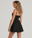 Revamp your 2025 wardrobe with this chic addition, the Win Hearts Sweetheart Woven Short Skater Dress in black, perfect for elevating your style in the new year.