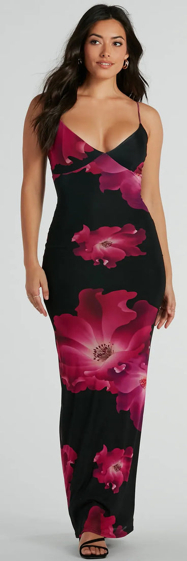 Revamp your 2025 wardrobe with this chic addition, the Romance That Wows Large Blossom Floral Maxi Dress in black, perfect for elevating your style in the new year.