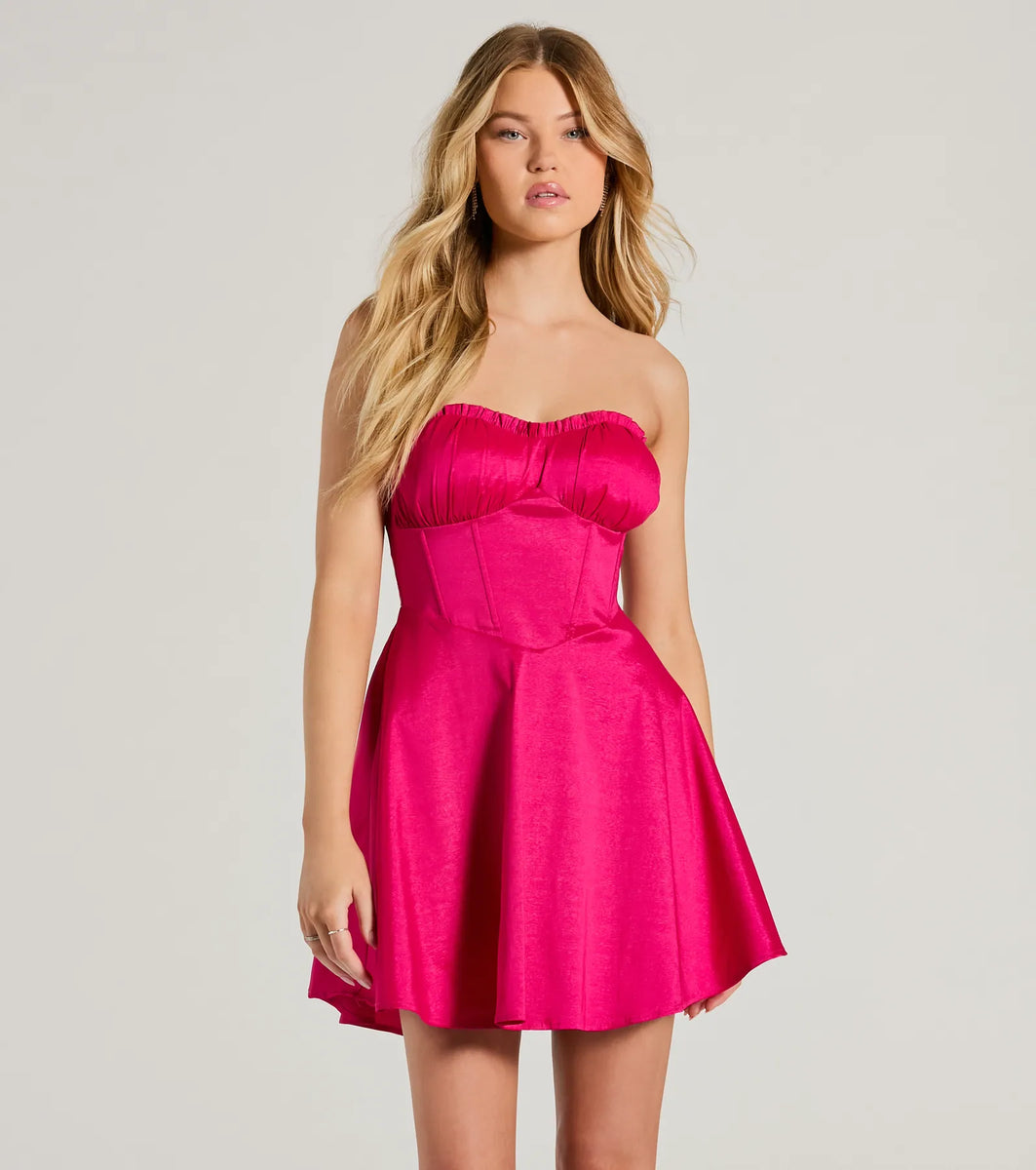Welcome Back Dreamer Corset Strapless Mini Dress (Magenta)