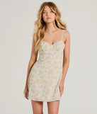 Step into winter chic with the Ultimate Chic Choice Floral Tie-Back Short Dress, a ivory mini dress featuring an above-the-knee cut ideal for cocktail parties, festive gatherings, or clubwear.