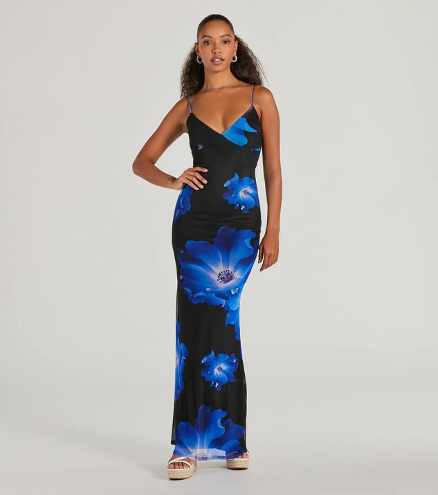 Romance That Wows Large Blossom Floral Maxi Dress Romance That Wows Large Blossom Floral Maxi Dress