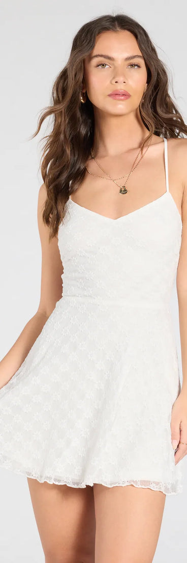 Feel confident and photo-ready in the Laced In Chic Lace-Up Skater Dress, a natural graduation dress perfect for 2025 ceremonies and parties.