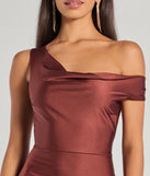 Make a bold statement in the Iconic Silhouette Off-Shoulder High Slit Midi Dress in red, the perfect summer dress for weddings, cocktail hours, nights out, and/or seasonal celebrations.