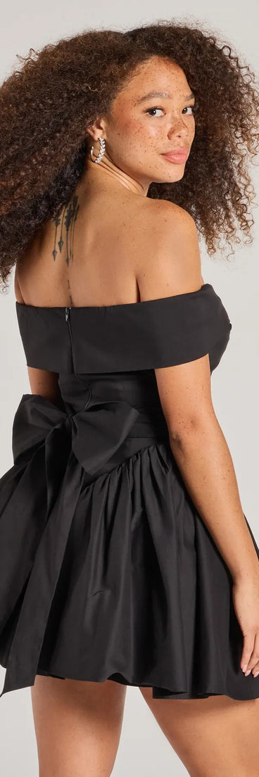 Revamp your 2025 wardrobe with this chic addition, the Luxe Moment Drop Waist Skater Dress in black, perfect for elevating your style in the new year.