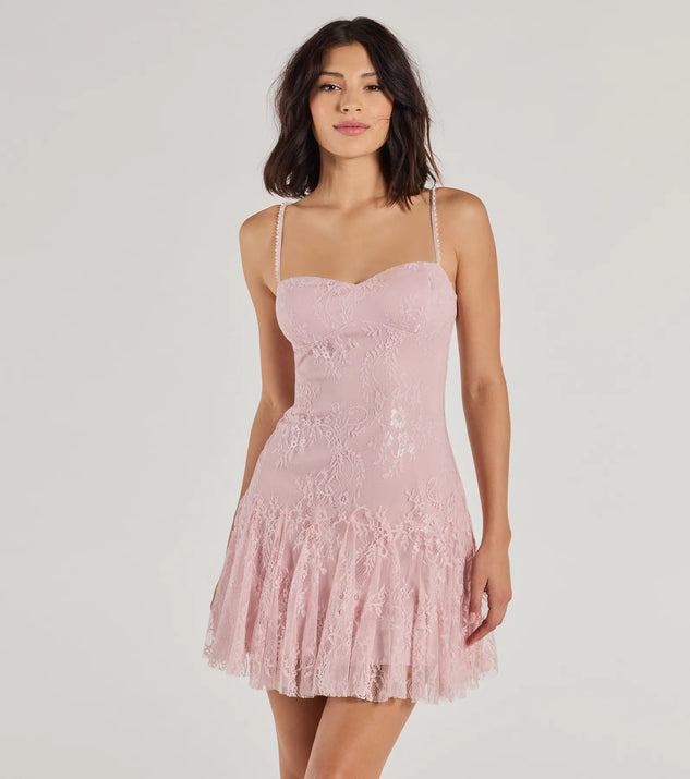 Step into seasonal chic with the Sweet Glamour Beaded Strap Lace Mini Dress, a pink mini dress featuring an above-the-knee cut ideal for cocktail parties, festive gatherings, or clubwear.