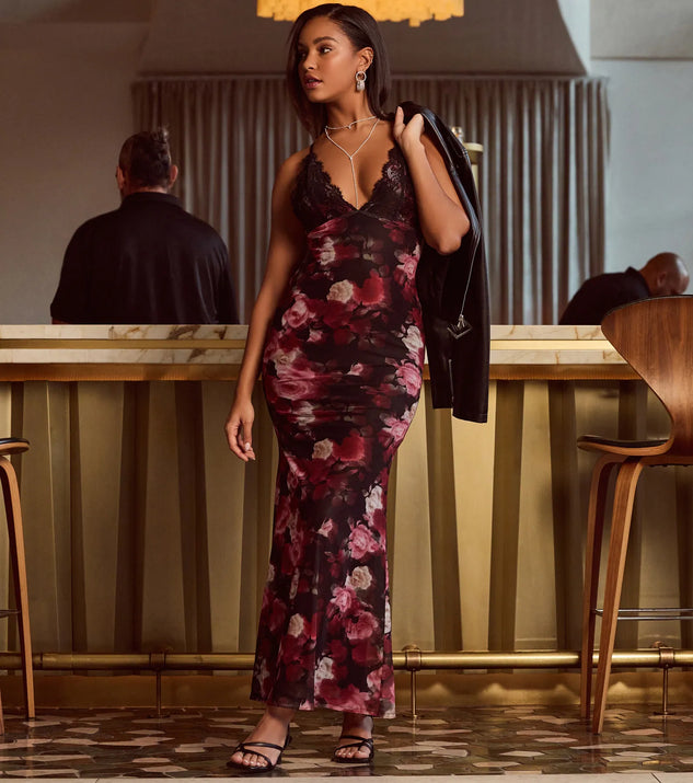 Celebrate the special day in the Whimsical Blooms Sleeveless Floral Maxi Dress, a black country wedding guest dress with soft, romantic details that blend charm and sophistication.