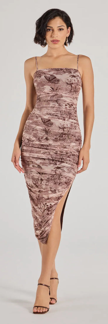 Celebrate the special day in the Stunning View Scenic Print Mesh Midi Dress, a brown country wedding guest dress with soft, romantic details that blend charm and sophistication.