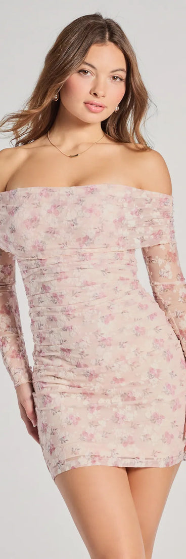 Own every entrance in the In The Garden Off-The-Shoulder Floral Mesh Mini Dress, a ivory party dress perfect for milestone birthdays and grad parties, or dancing through summer nights and unforgettable bachelorette celebrations.