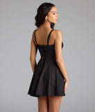 The Bold New Look Corset Lace-Up Linen Skater Dress in black brings sleek style to any graduation outfit, from cap and gown to after-party.